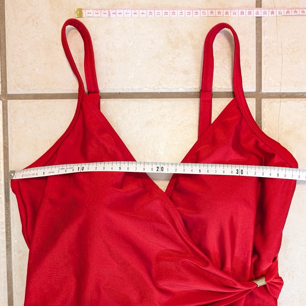 Real Y2K Vintage Simon Chang Wrap Red One Piece Swimsuit w Gold Detail Size 14 - Picture 7 of 16